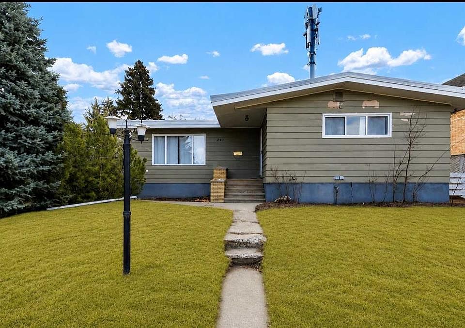 1st image of 261 9th St SW