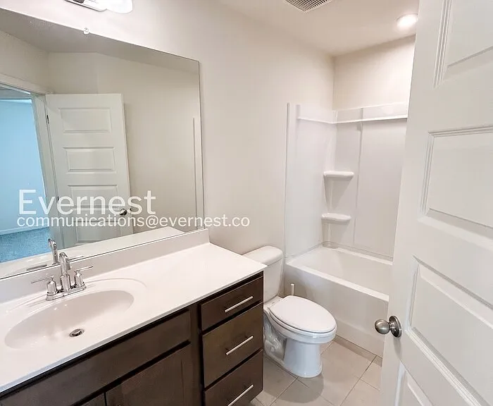 5342 Bellflower Hls — Photo 14