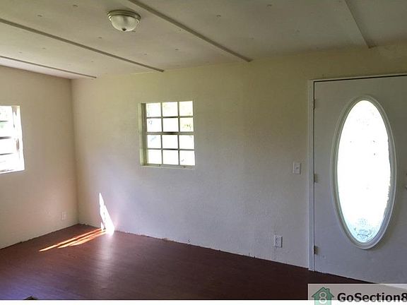 3rd image of 6416 Saddletree Dr