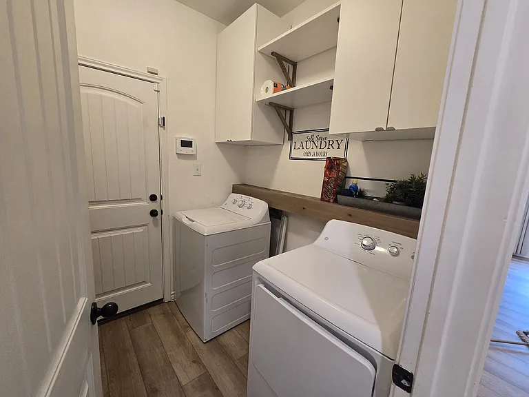 3441 Monroe Ave — Photo 8