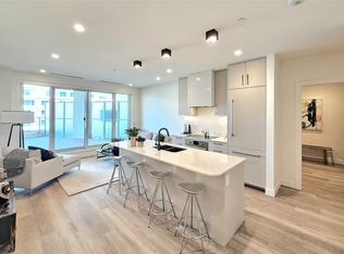 3340 Lakeshore Rd #802, Kelowna, BC V1W 0H6