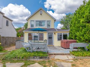 6112 Columbia St, Haslett, MI 48840