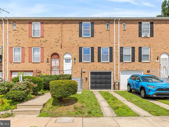 7929 Pompey Pl, Philadelphia, PA 19153