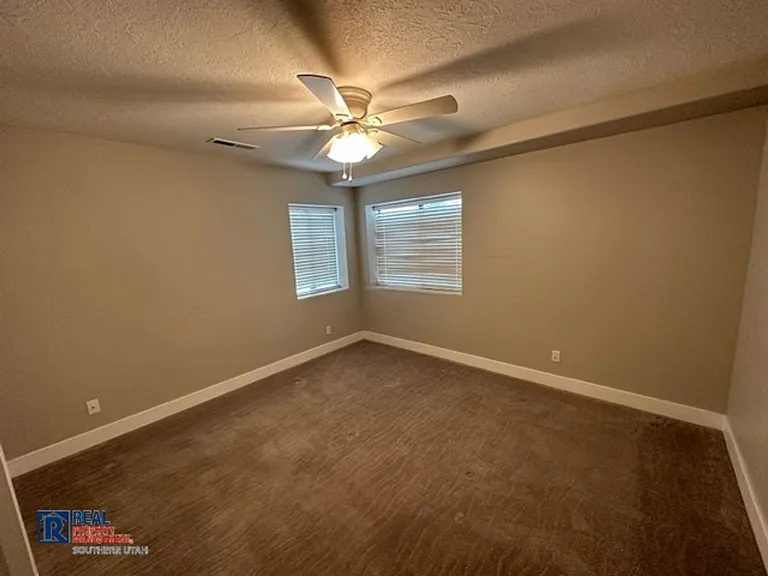2354 S Hampton Rd — Photo 16