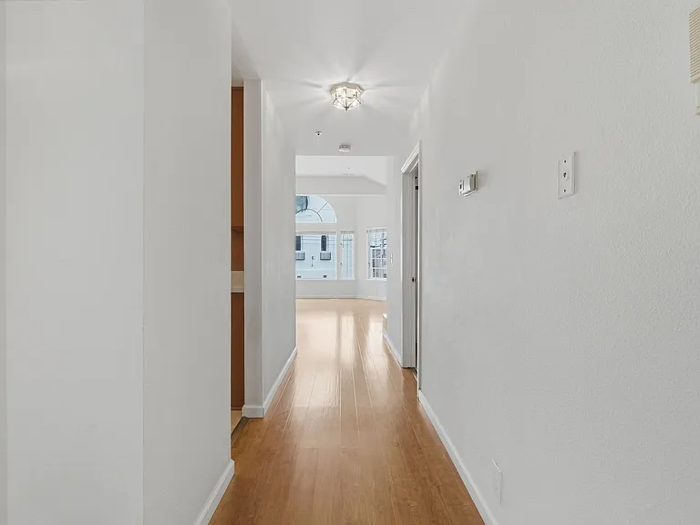 67 Wellington Ave — Photo 11