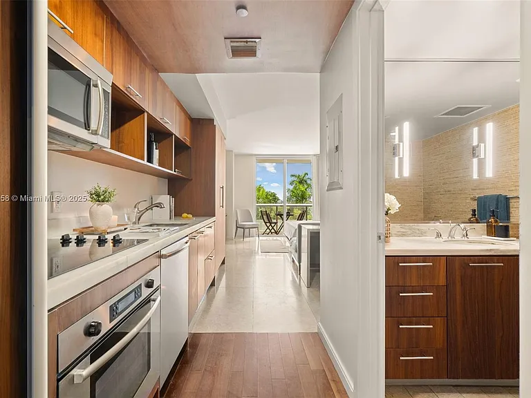 50 Biscayne Blvd #411 — Photo 12