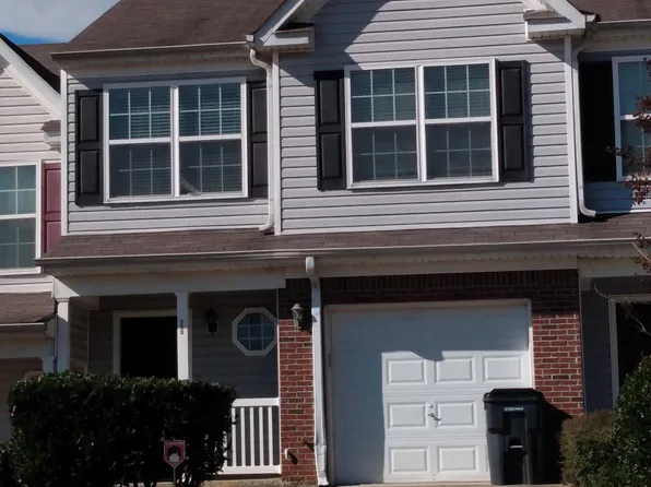 710 Parkway Rd, Union City, GA 30291