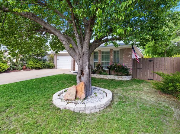235 Stallion Dr, Keller, TX 76248