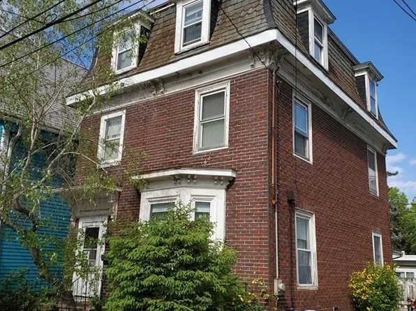 28 Spring Garden St, Dorchester, MA 02125