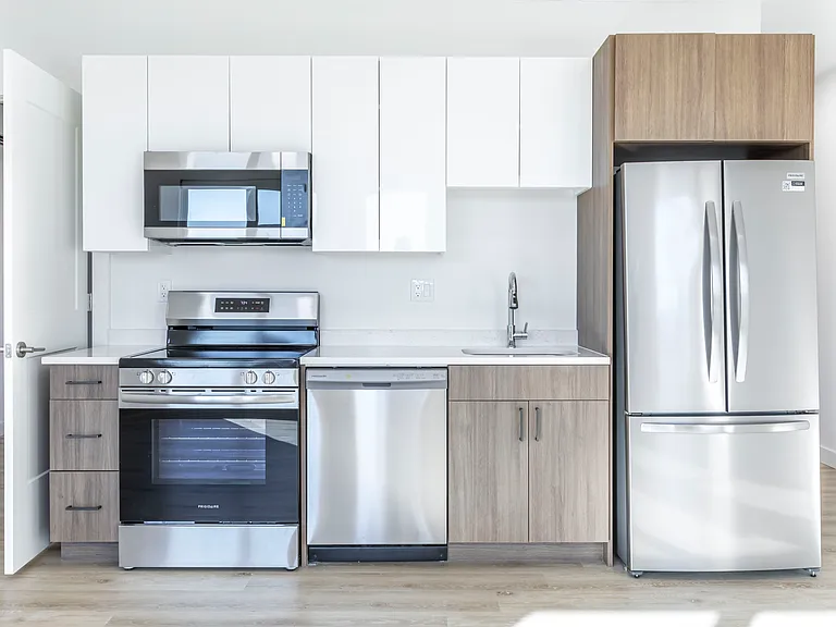 04 Avenue - Apt. 504