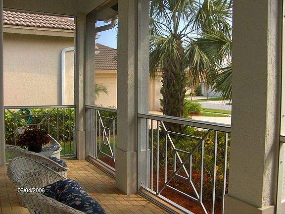Screened Front Porch