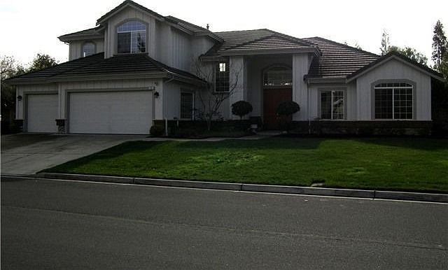 1st image of 205 Murcia Ct