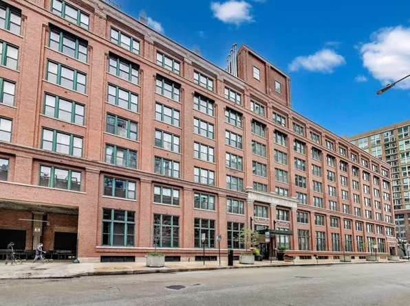 411 W Ontario St APT 311, Chicago, IL 60654