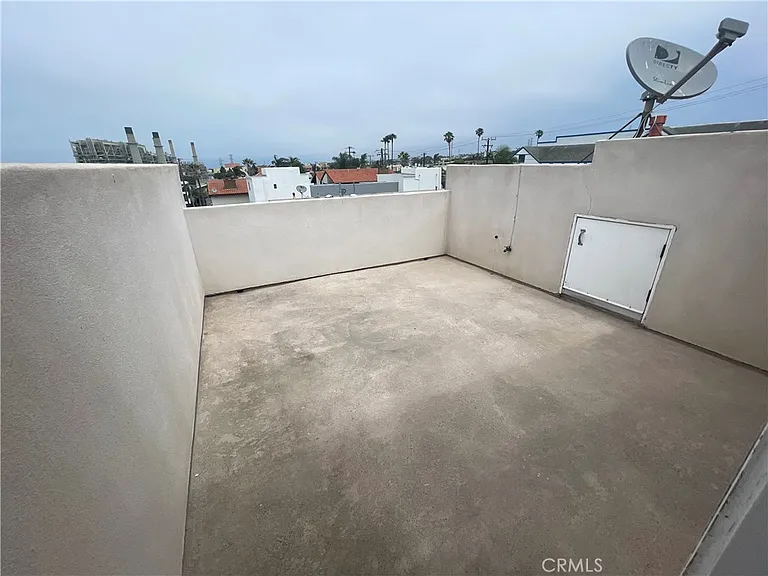 413 N Elena Ave #C — Photo 42