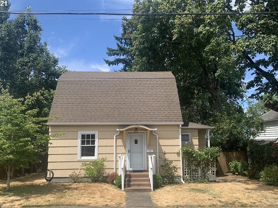 1st image of 915 John Adams St
