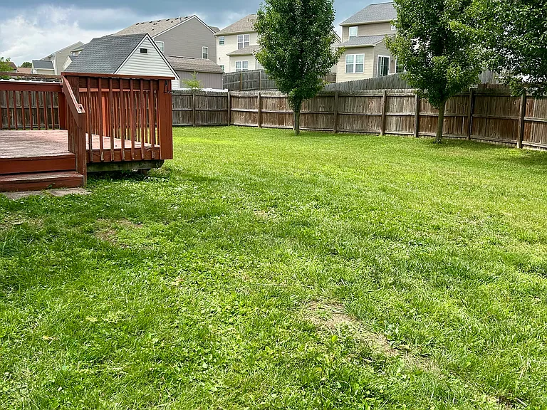 1040 Gleason Dr — Photo 23