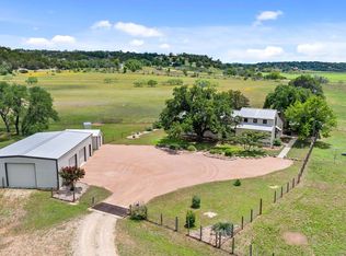 544 Alfred Henke Rd, Fredericksburg, TX 78624