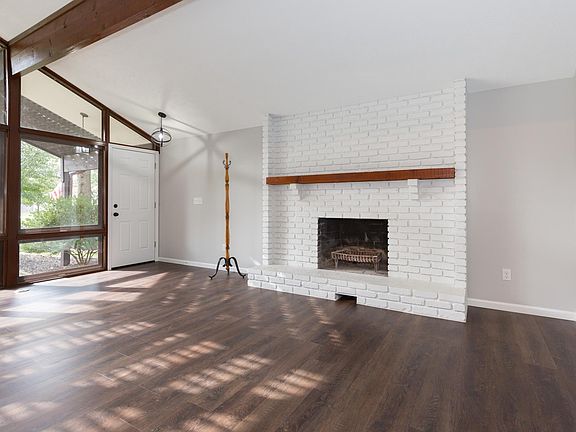 5th image of 4225 Coe Ave