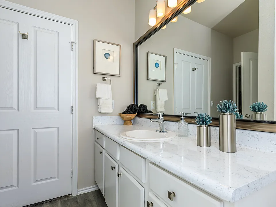 Stylish Bathrooms at The Woods of Five Mile Creek in Dallas, TX