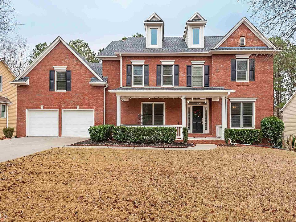 1st image of 439 Lake Forest Dr