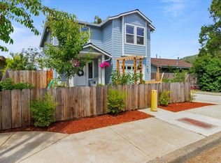 222 SW High St, Grants Pass, OR 97526