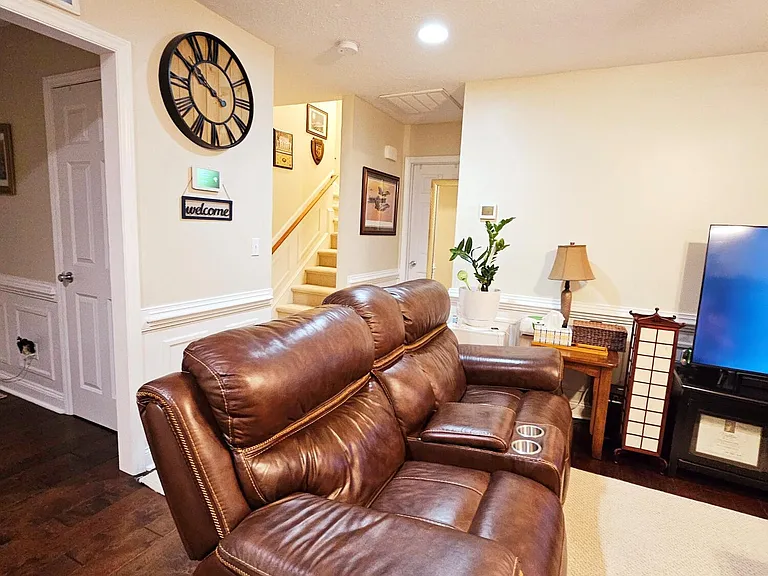 300 Croatan Woods Dr — Photo 6