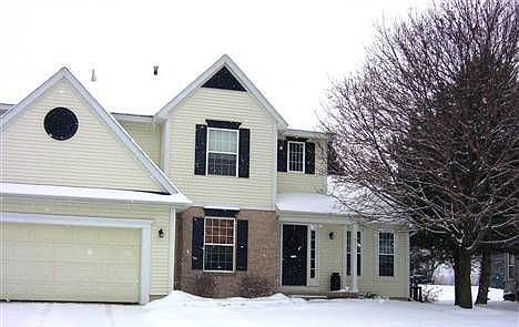 1st image of 1935 Hollowbrook Dr