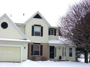 1935 Hollowbrook Dr, Holt, MI