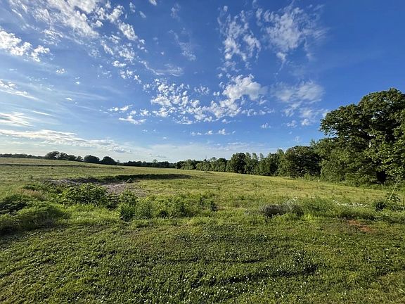 3rd image of 336 County Road 263