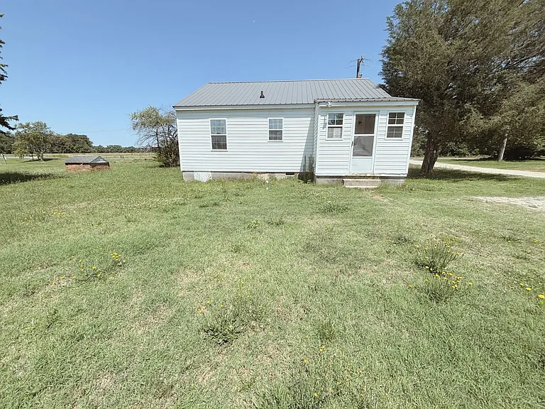 156 Brookston Rd — Photo 21