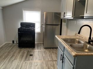 204 Huey St, South Bend, IN 46628