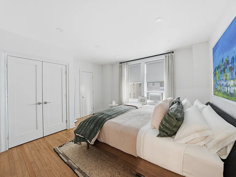 50 E 72nd St #10B — Photo 14