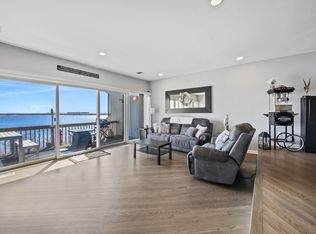 6 Waters Edge, Shirley, NY 11967