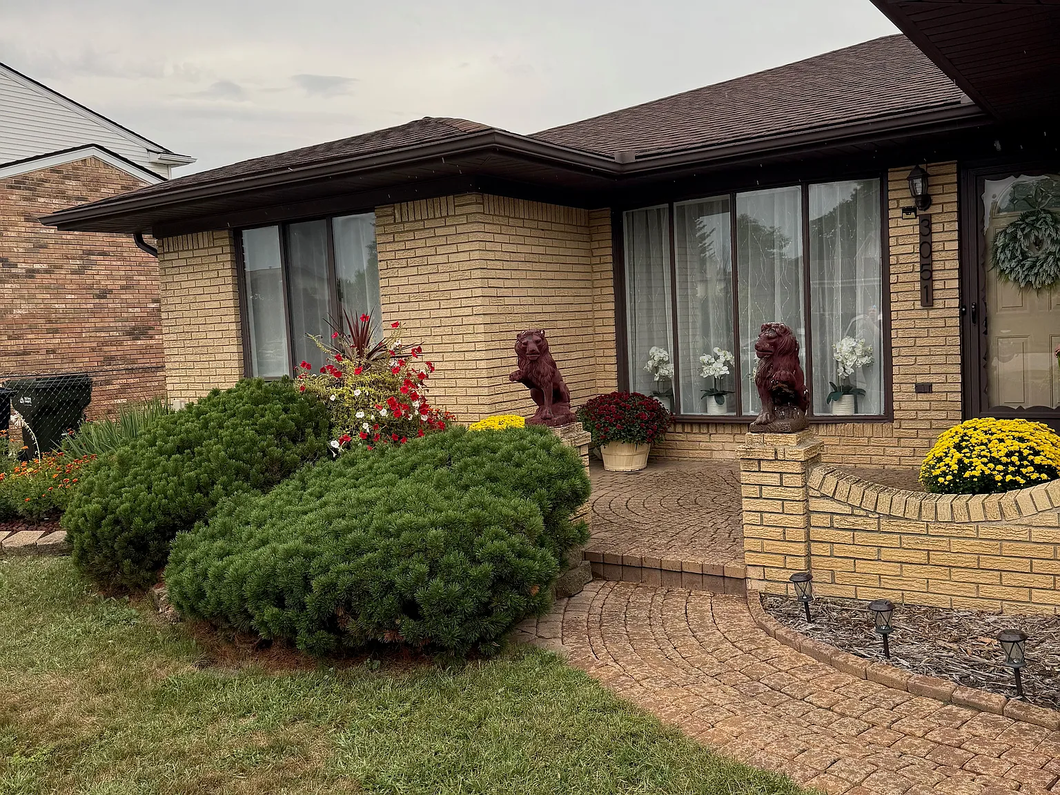3 bed, 1628 sqft, $2,475 — Photo 1