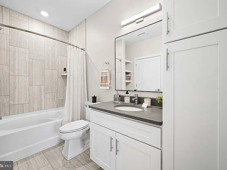 703 Rice Blvd #103 — Photo 8