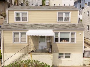 203 Woodland Ave, Yonkers, NY 10703