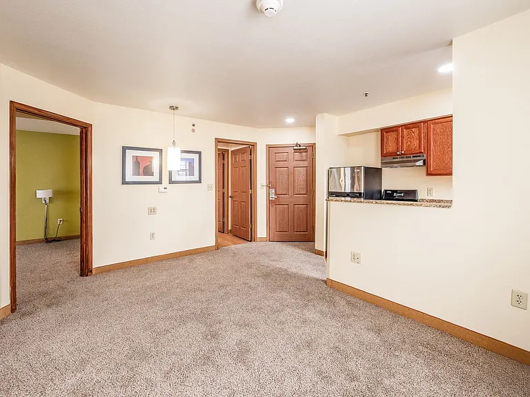 ReVi Columbus North — Photo 9
