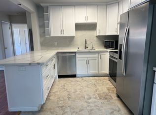 154 Middlefield Rd, Palo Alto, CA 94301