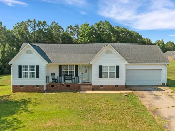 266 Crooked Tree Dr, Inman, SC 29349