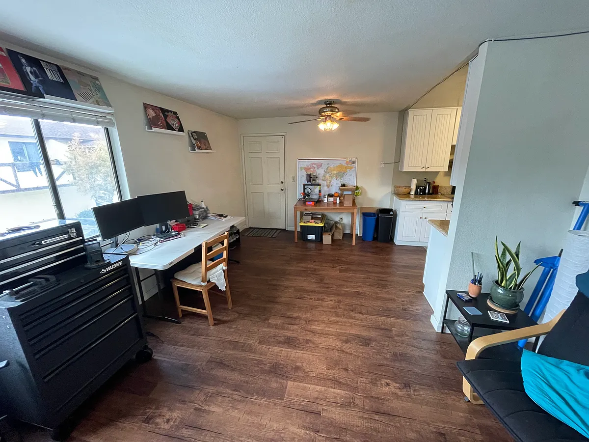 Building Photo - 2240 Garnet Ave #8