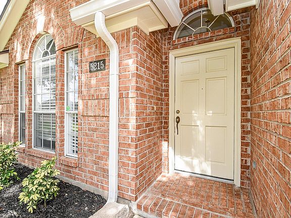 4th image of 5215 Aspen Point Dr