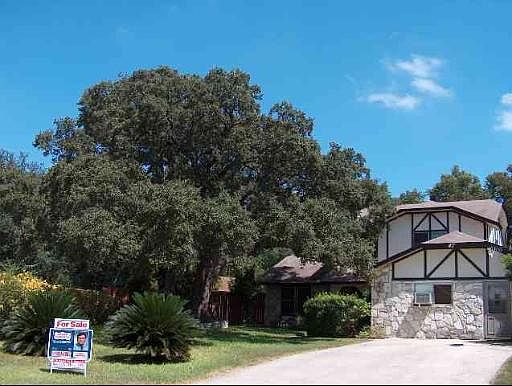 1st image of 8222 EVERT DR