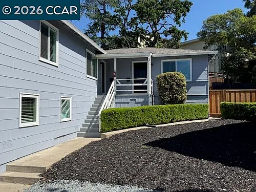1500 Carmel Dr Photo 1