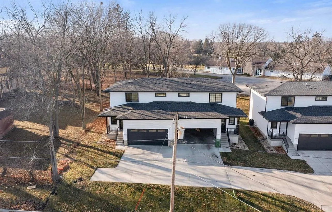 1018 Fletcher Ave — Photo 2