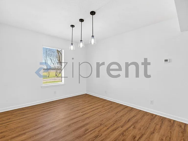 2404 State Highway 289 — Photo 14