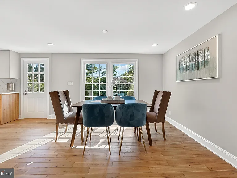 12301 Espalier Pl — Photo 11