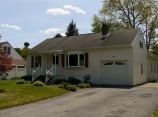 20 Fredericks Rd, Glenville, NY 12302