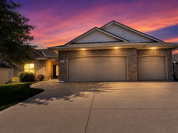 936 E Moss Wood St, Derby, KS 67037