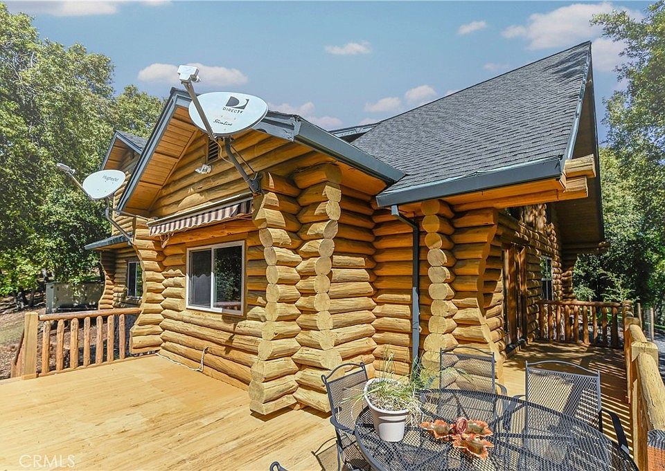 1st image of 21416 Robin Ln