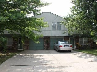 1605 NW Cardiff Dr, Blue Springs, MO 64015